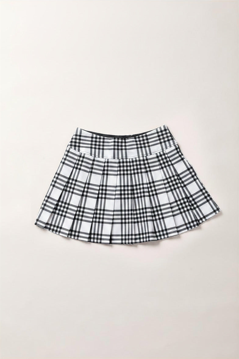 The Twiggy Black and White Plaid Skirt